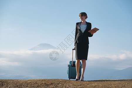 公司职员白种人商界女女商人外国人商务旅行图片