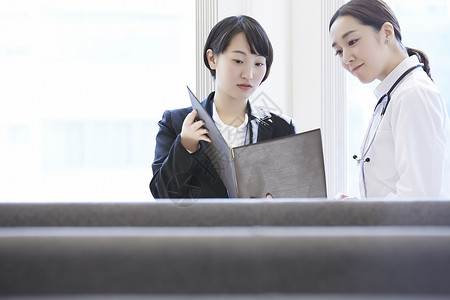 妇女医院职业女生肖像医院候诊室背景