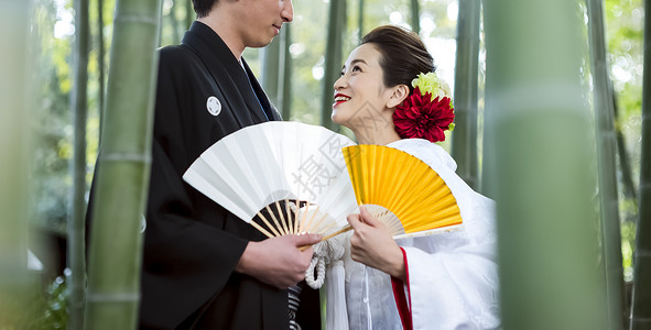 结婚日本礼服婚礼新娘和新郎图片