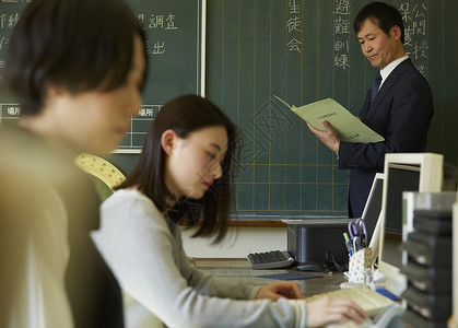 教育日光接触学校教职员老师图片