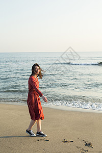 江之岛孤独的假日女海岸图片