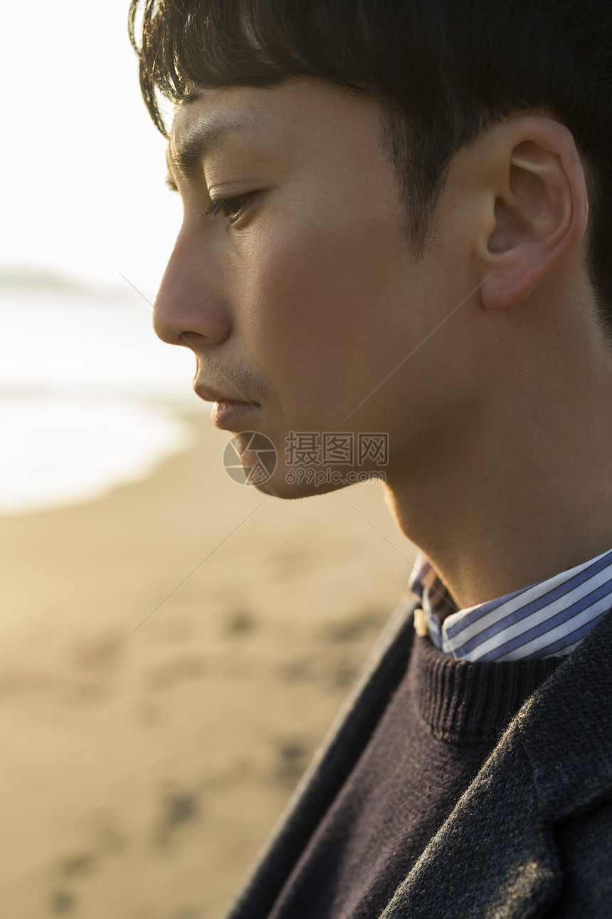 生活资料生命胸像男海岸图片