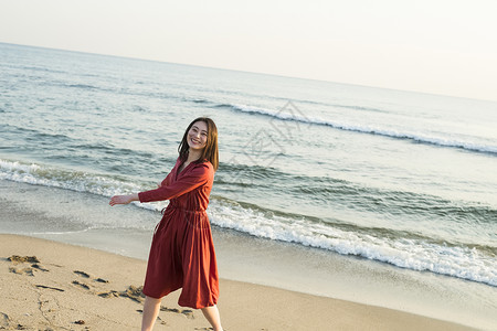 女友美丽文稿空间女海岸图片