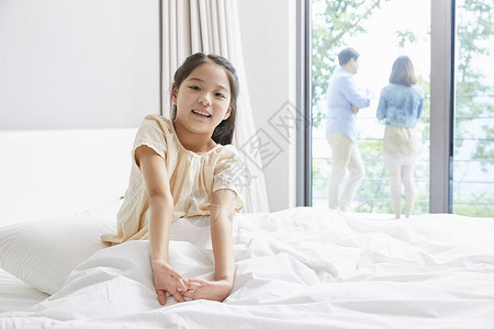 房间家庭妈妈卧室休息女孩韩语图片