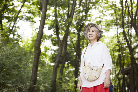 康复休息近距离生活女人老人韩国人图片