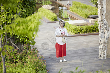 超时选择聚焦生活女人老人韩国人图片
