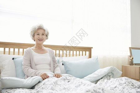 亚洲人神谕毯子生活女人老人韩国人图片