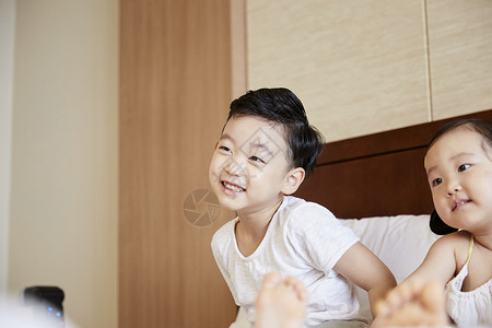 小孩分庭律师男孩生活房子孩子韩语图片