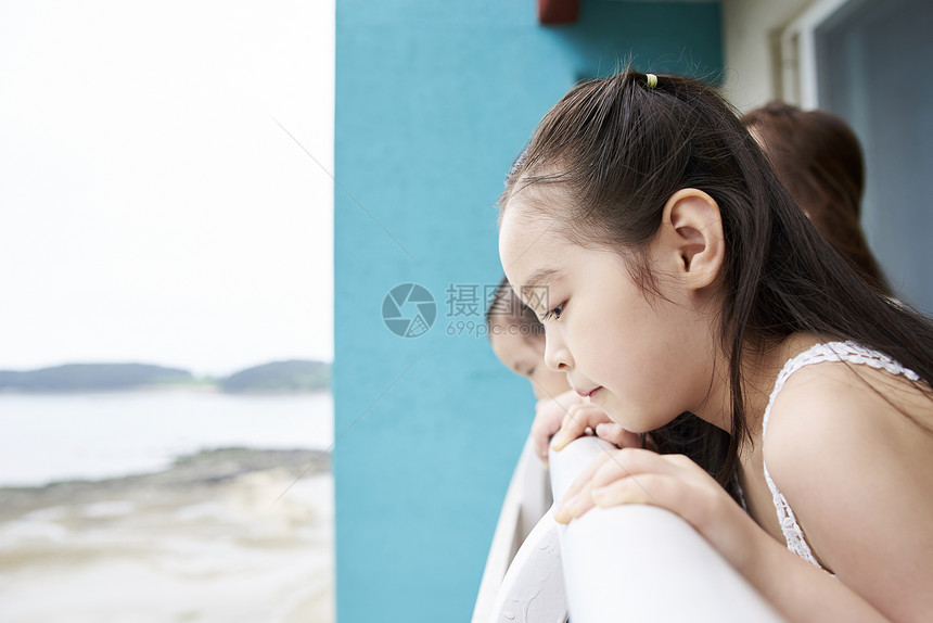 快乐户外的池坝海洋旅游家庭韩语图片