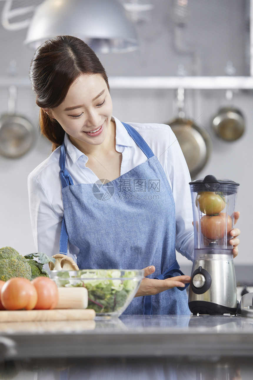 分钟厨房用具液化器厨房烹饪女人韩国人图片