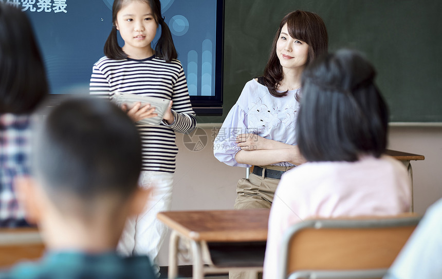 女士独奏会资讯提供免费学习的小学生图片