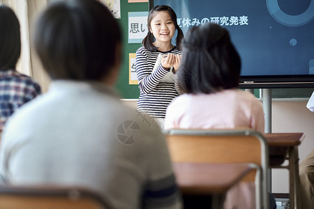 公告素材免费便笺簿通知平板电脑提供免费学习的小学生背景