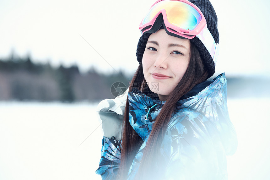 人物滑雪度假村胸像滑雪胜地的女人图片