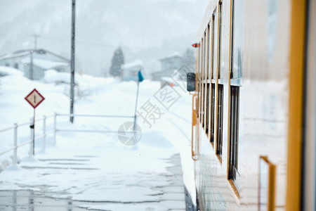 交通驾雪的毯子雪列车图片