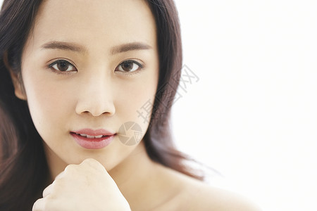 亚洲女性皮肤保湿美容图片