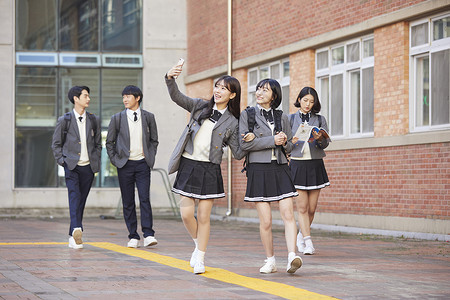 中学分钟笑女人男人初中生高中生韩国人图片