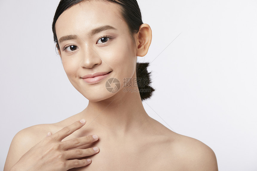 亚洲女性美妆护肤图片