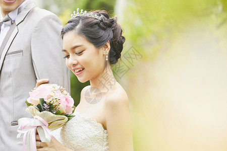 幸福自然连衣裙夫妻婚姻新娘图片