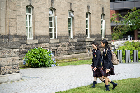 踏青旅途女女学生札幌学校旅行札幌市博物馆图片