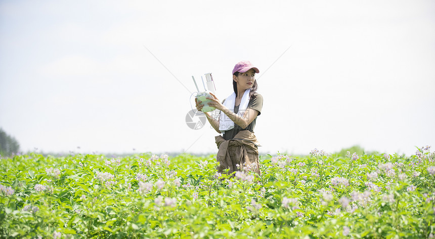 有机户外女生女农业无人机图片