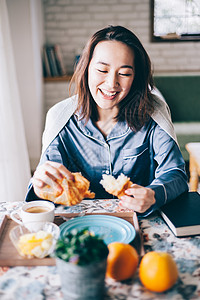 漂亮人类自然女生活方式餐图片