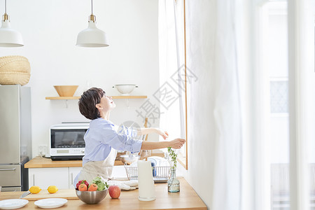 美容活力烹饪女人的生活方式家务图片