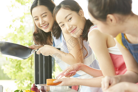 快乐女人做饭图片