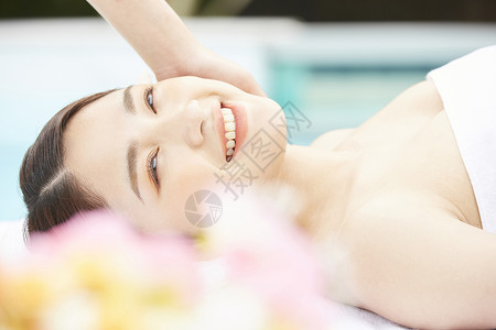 女性美容spa肌肤护理图片