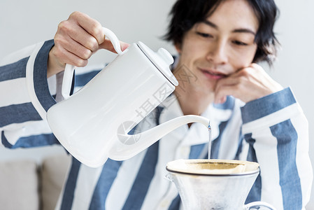 盆痴迷米饭男生活方式咖啡图片