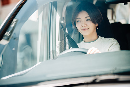 爱好壮年汽车女人开车图片