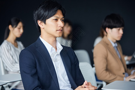 日本人男人和女人生机勃勃商业研讨会生意人高清图片素材