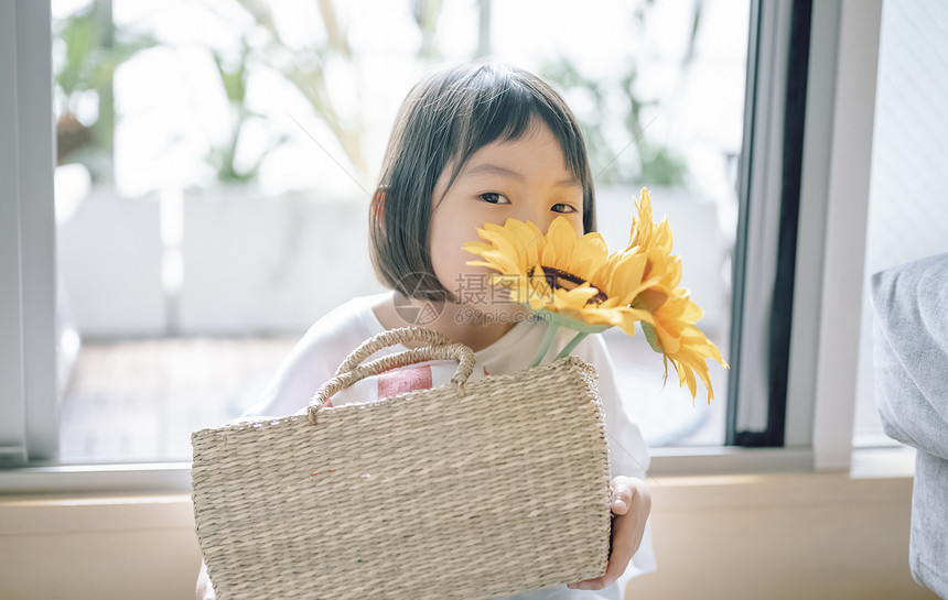 胸像努力获取儿童孩子女孩的生活方式出去图片