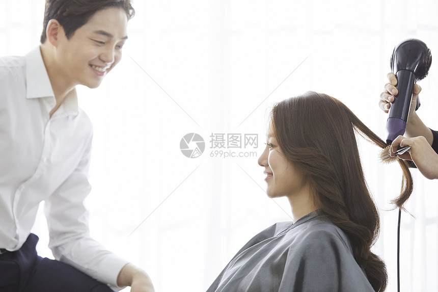 发型韩国人美丽男女护发图片