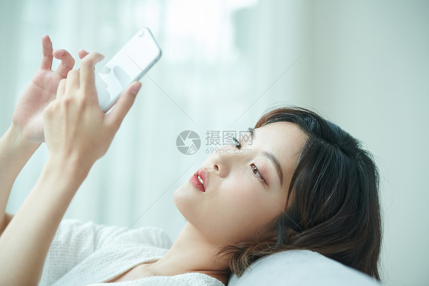 担心周末年轻女女生活方式图片