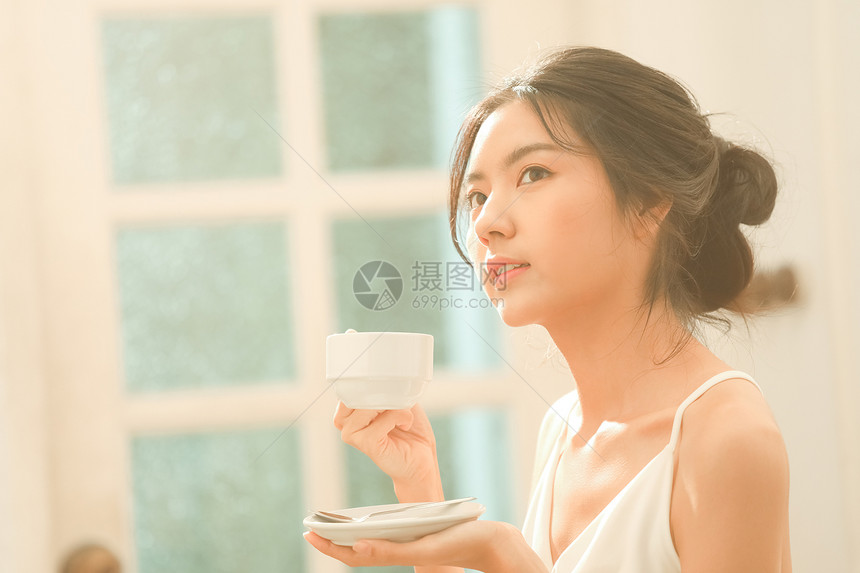 夏天咖啡杯家居服女生活方式茶时间图片