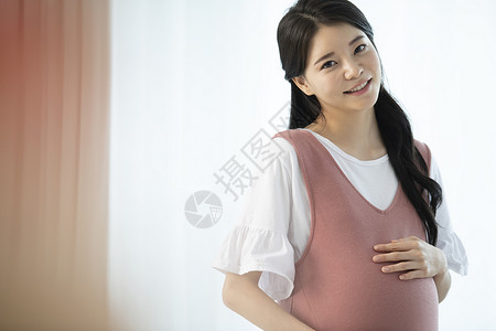 文科硕士家庭亚洲人孕妇图片