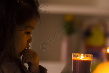 桔子泛亚洲夜晚女孩蜡烛喜怒无常图片