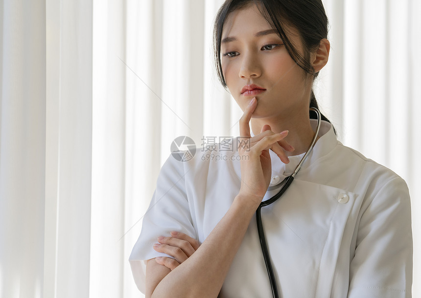 神谕成年女子近距离医生女人医生图片