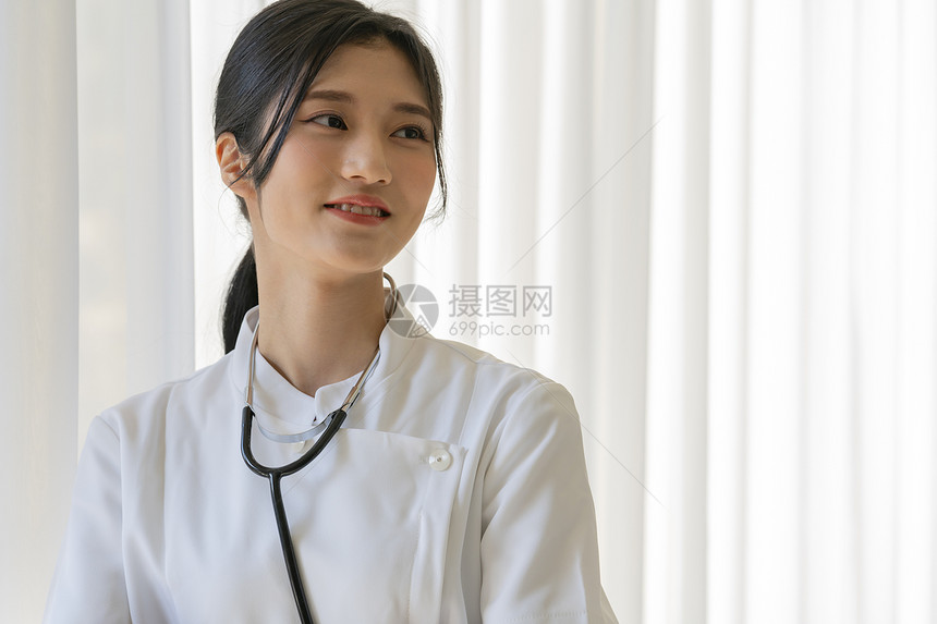 听诊器在内近距离医生女人医生图片