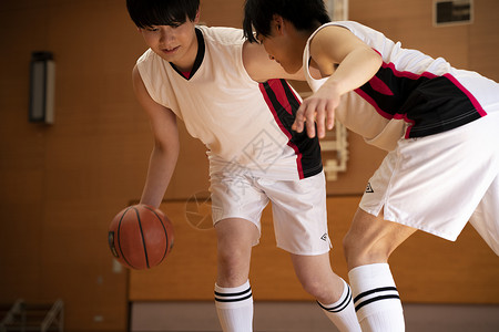 学生模特儿体育男子打篮球图片