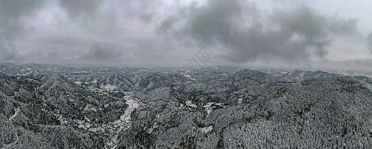 航拍山川大自然森林冬天雪景图片