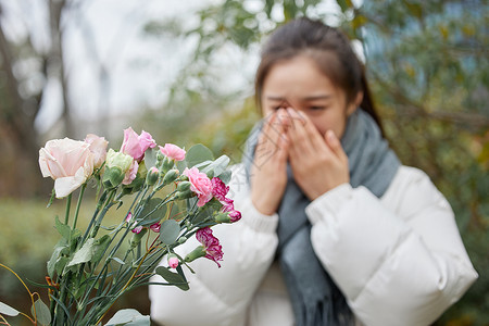 过敏性疾病室外花粉过敏性鼻炎的女性背景