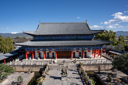 丽江古城木府的中式建筑背景图片
