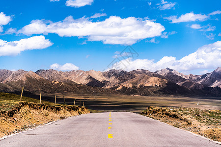 青海祁连山脉公路背景图片