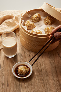 中式传统早餐灌汤包高清图片