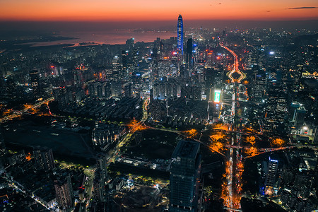 夜幕降临下的深圳照耀城市建筑图片