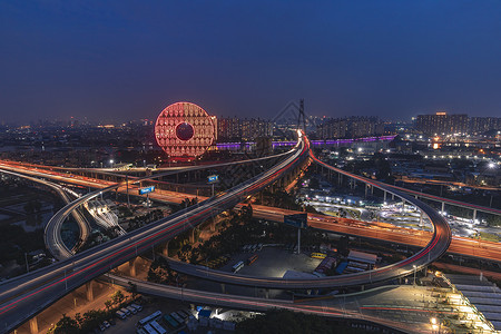 广州圆城市车轨道路夜景高清图片