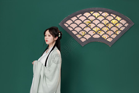 中国风传统古装汉服典雅美女背景图片