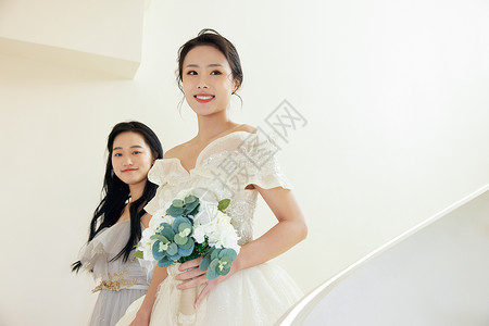 步入婚姻殿堂的新娘高清图片