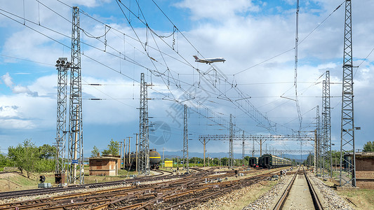 火车小站蓝天白云景观背景图片
